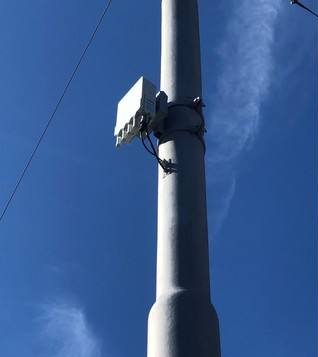 5G微基站與燈桿.png 5G微基站與燈桿.png