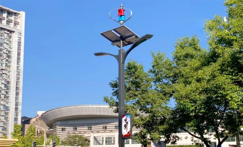 風(fēng)光互補(bǔ)智慧路燈桿.jpg