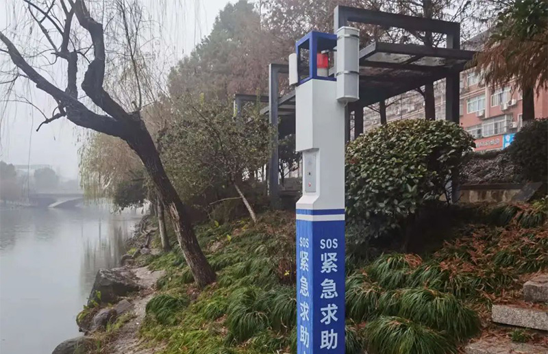 智能報(bào)警柱.jpg 智能報(bào)警柱.jpg