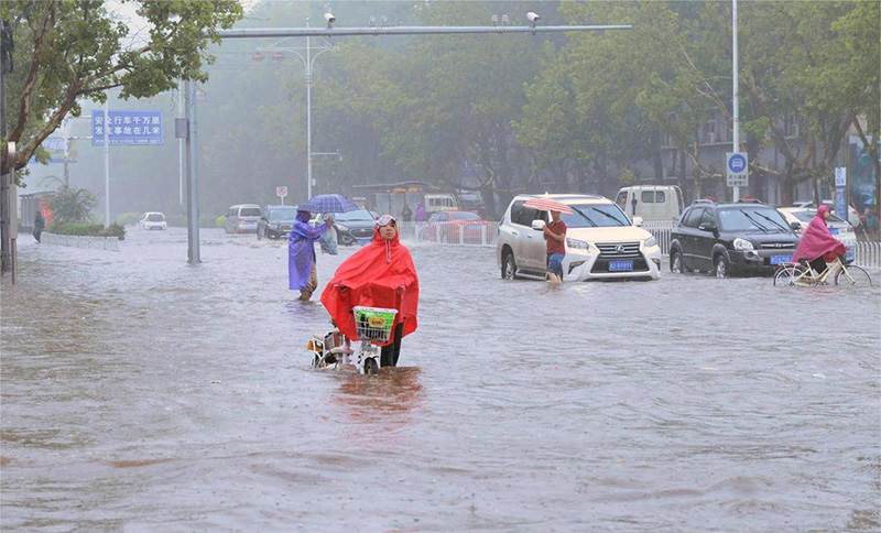 城市內(nèi)澇災(zāi)害.jpg 城市內(nèi)澇災(zāi)害.jpg