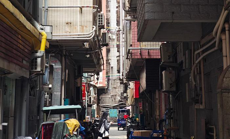 城中村.jpg 城中村.jpg