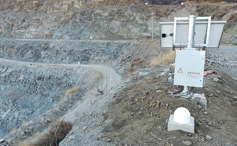 邊坡監(jiān)測系統(tǒng).jpg