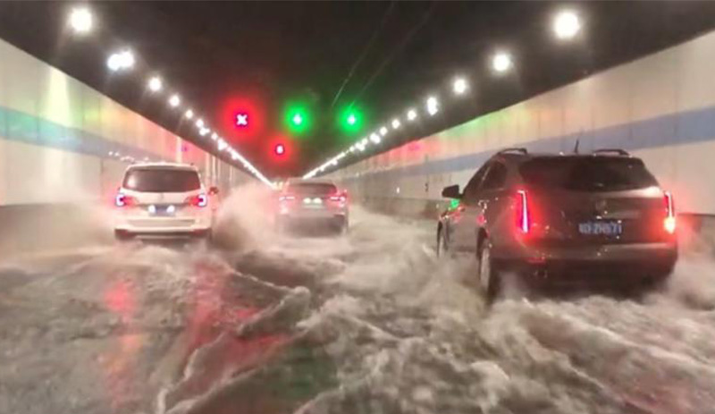 隧道積水.jpg